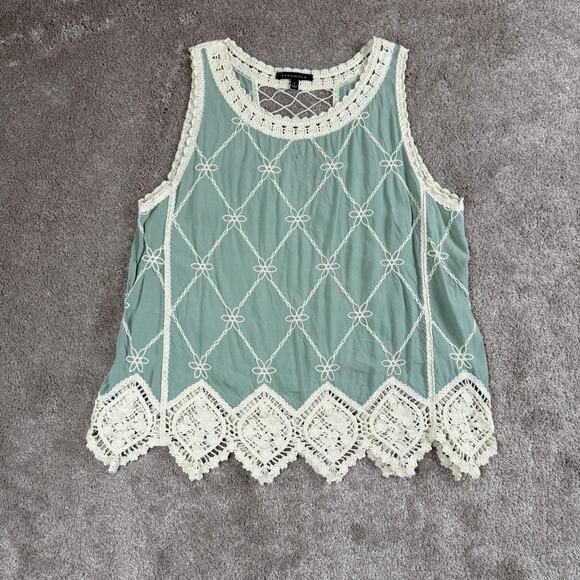 Crochet Embroidered Bohemian Tank Top Size S Sage Green Cream Sleeveless Blouse - Picture 1 of 4